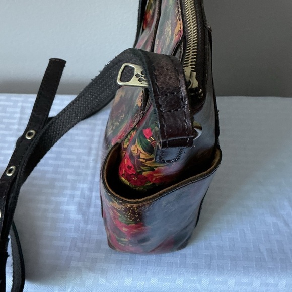 Patricia Nash Vintage Crossbody Bag - Picture 2 of 7